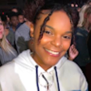 Meet your Posher, Shania